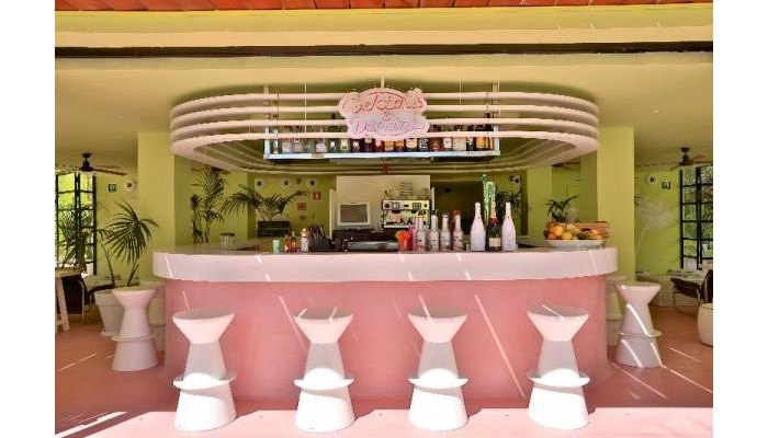 Hotel Tropicana Ibiza Suites poza 1