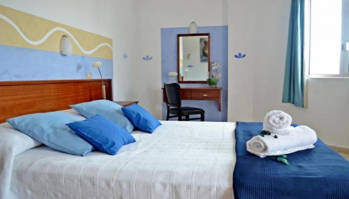 Sun Holidays Hotel poza 2