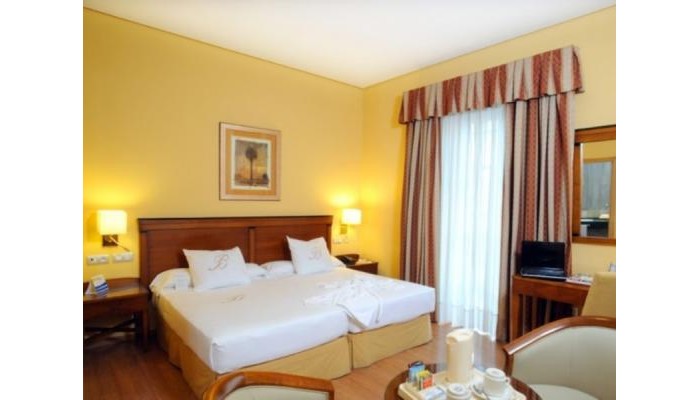 Becquer Hotel poza 0