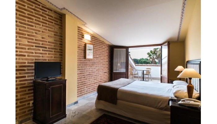 Hotel Ad Hoc Parque Golf poza 13