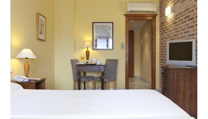 Hotel Ad Hoc Parque Golf poza 5