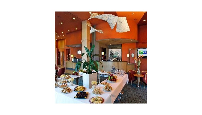 Hotel Holiday Inn Express Valencia Ciudad De Las Ciencias poza 9