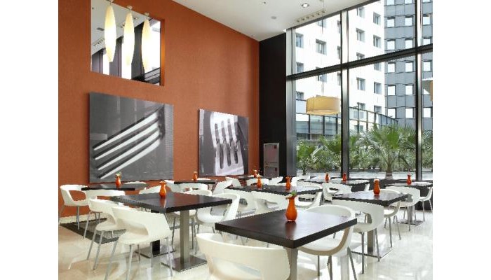 Hotel Ilunion Aqua 3 poza 3