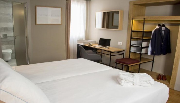 Hotel One Shot Colon 46 poza 22