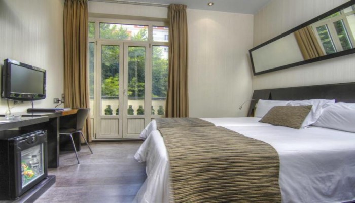 Hotel Petit Palace Germanias poza 19