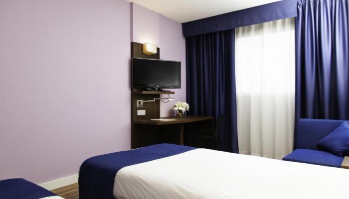 Universidades Hotel poza 21