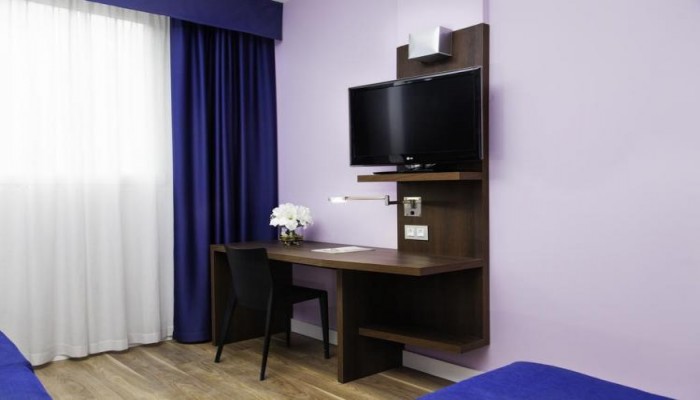 Universidades Hotel poza 27